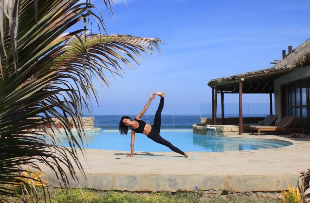 Planifica una Semana de Bienestar de Yoga en una casa de Playa